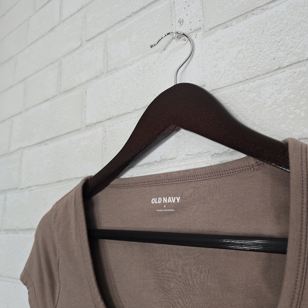 Old Navy bodysuit - Picture 8 of 13